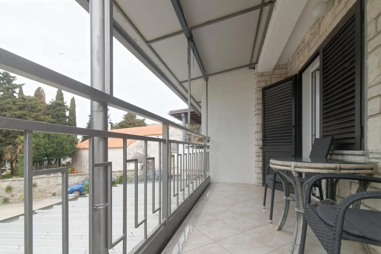 Apartments Jasna 3 Novigrad